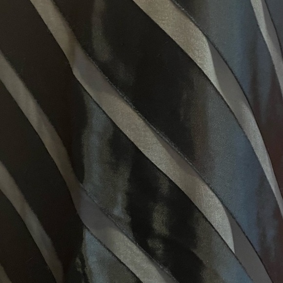 L’AGENCE Dress Silk and Rayon Closet Staple with Slip Dress Linee Size 6 - Picture 6 of 7